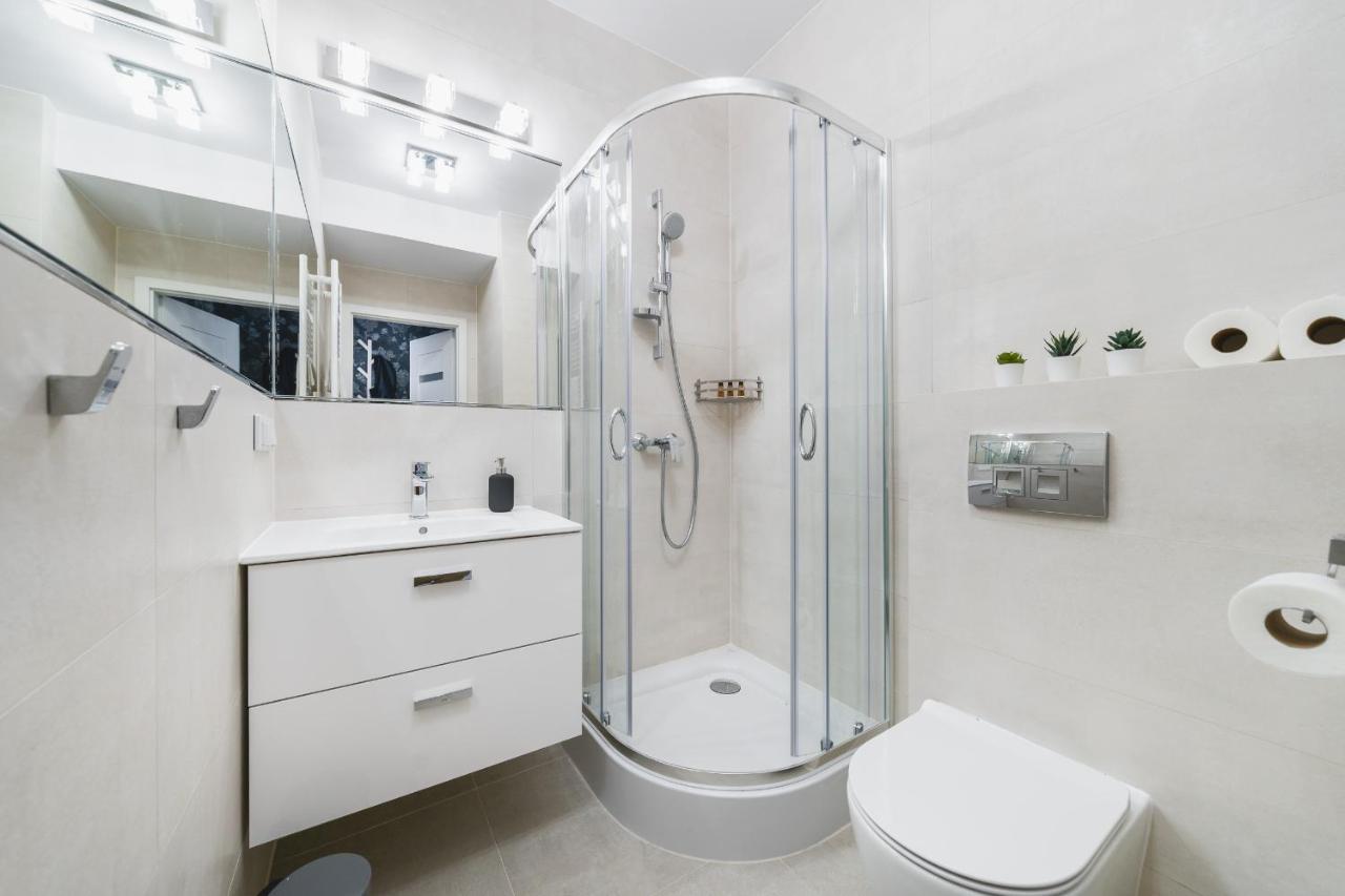 Sarah Apartments Old Town Krasków Εξωτερικό φωτογραφία